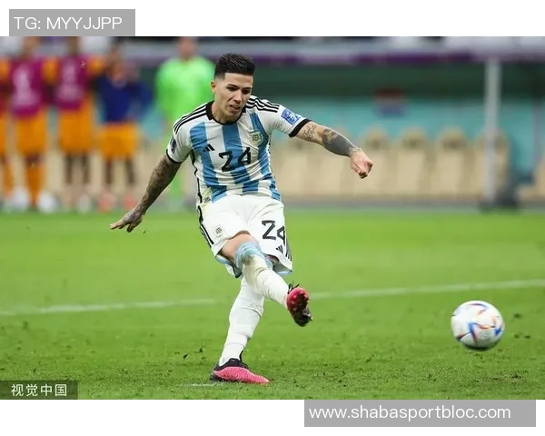 阿根廷国家队宣布恩佐因右膝滑膜炎缺席巡回赛名单调整