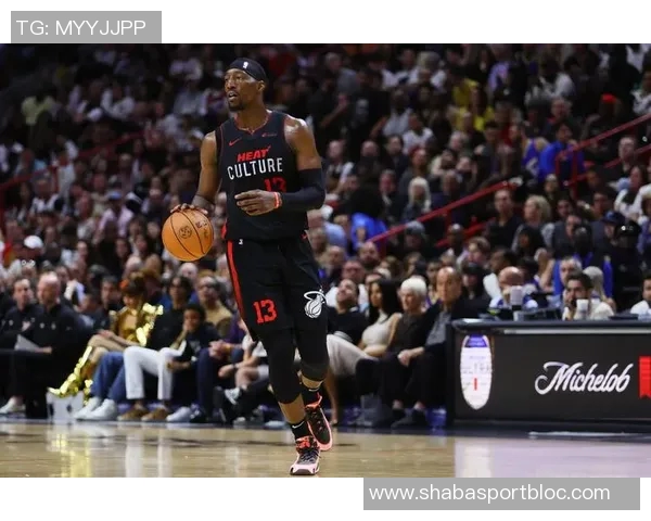 阿德巴约提前离场因脚部不适明日将进行详细检查以确定伤情