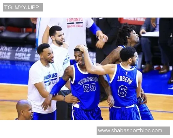 黄蜂队正式签约阿肯色大学中锋乔纳斯艾杜期待新赛季表现