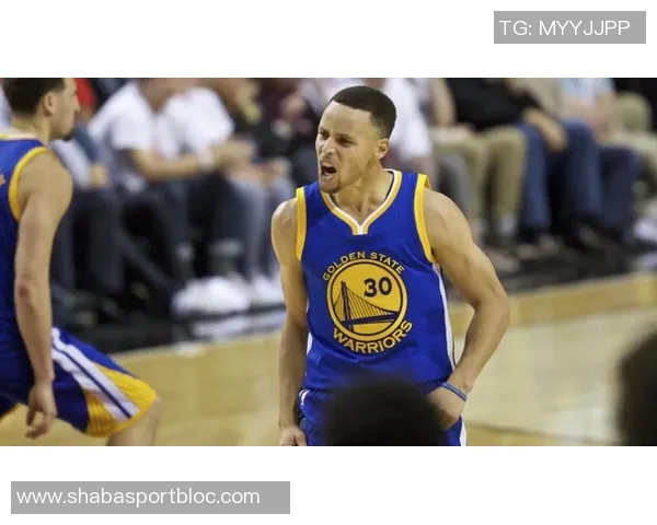 库里对阵开拓者罚球次数激增显示规则调整带来的利好影响 库里对阵开拓者罚球次数激增显示规则调整带来的利好影响