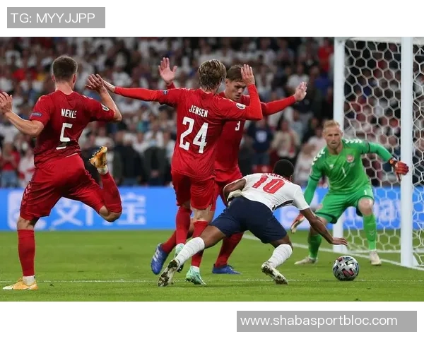 罗基分析米兰对佛罗伦萨点球争议强调真实接触与假摔的区别