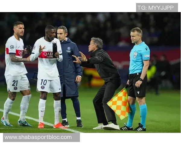 巴黎圣日耳曼持续追逐亚马尔意图强烈巴萨面临新挑战